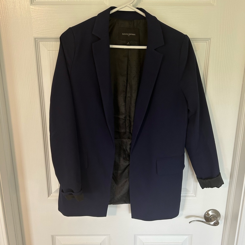 Banana republic size 4 navy blazer